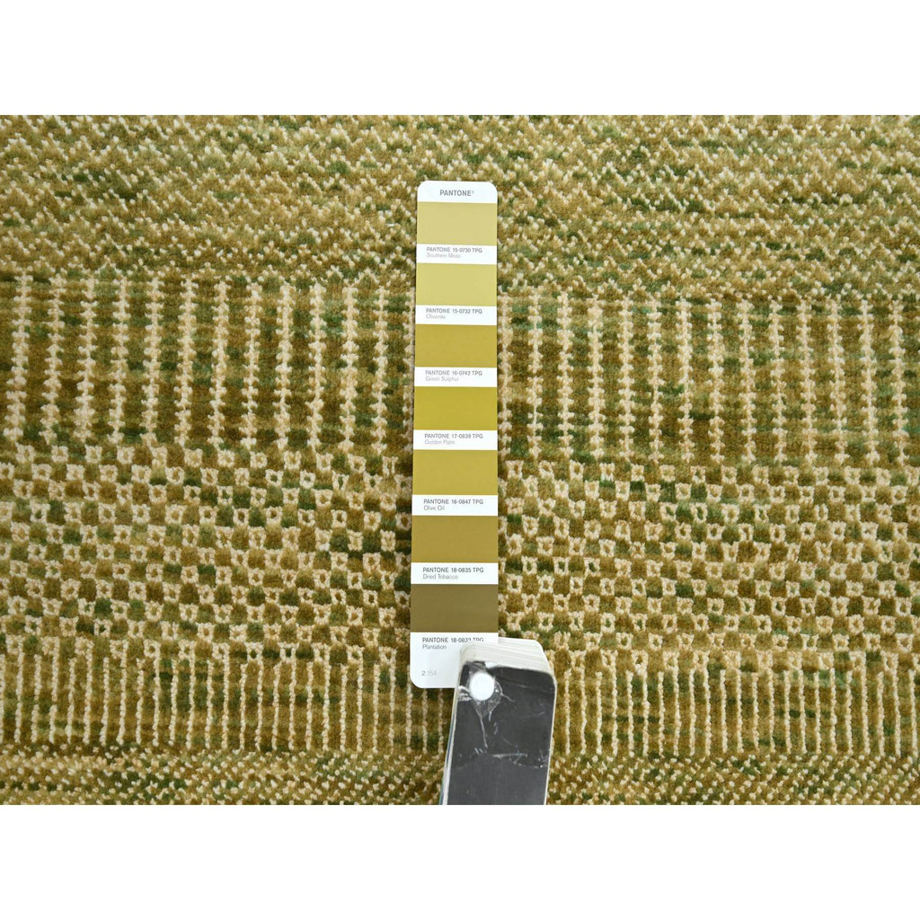 R83229%20005