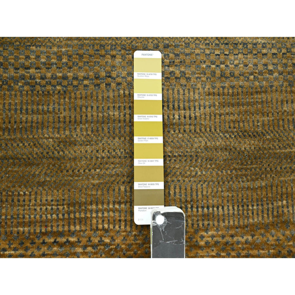 R83232%20005