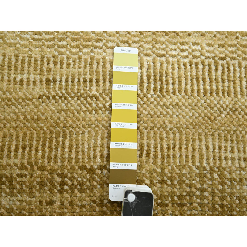 R83240%20008