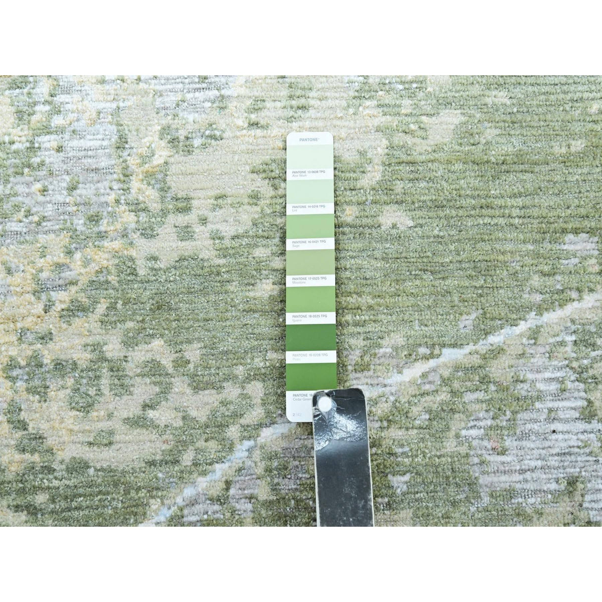 R83246%20008