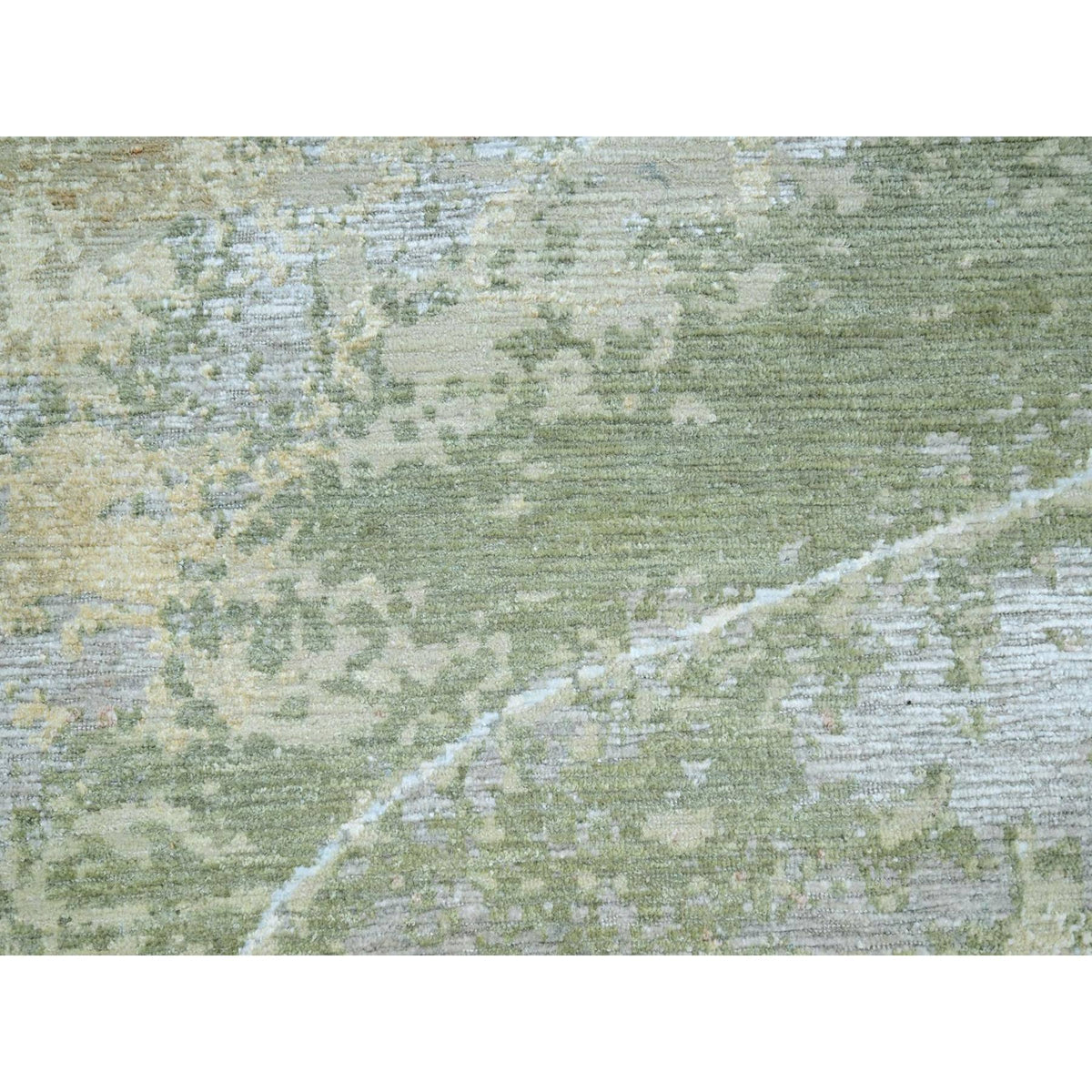 R83246%20009