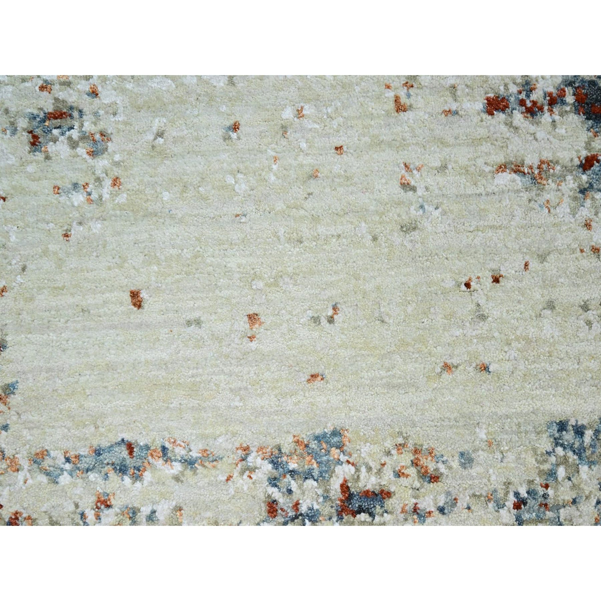 R83253%20009