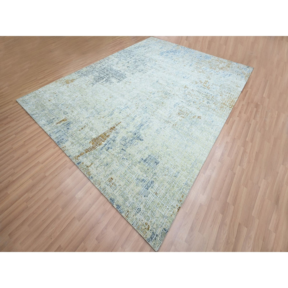 R83258%20004