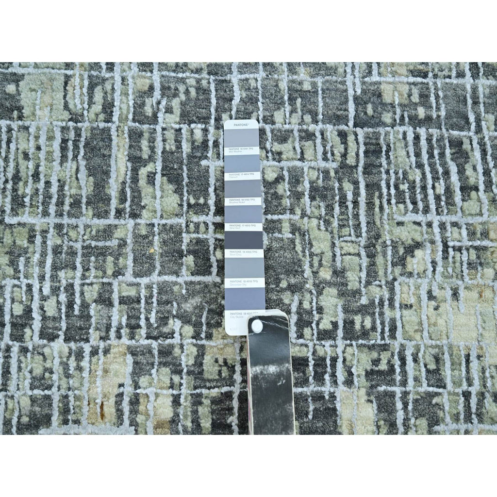 R83258%20008