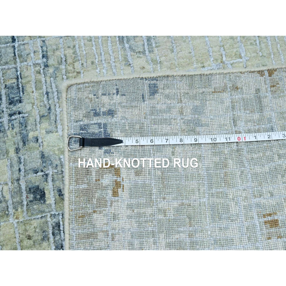 R83258%20012