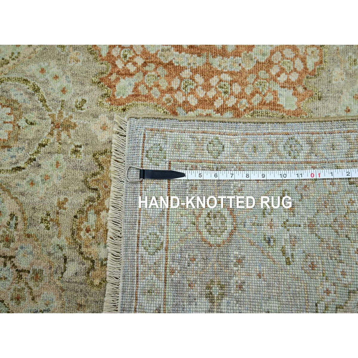 R83279%20012