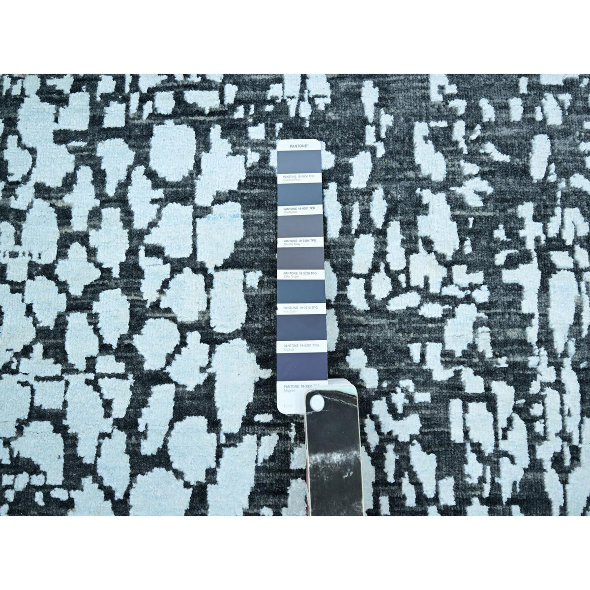 R83283%20008