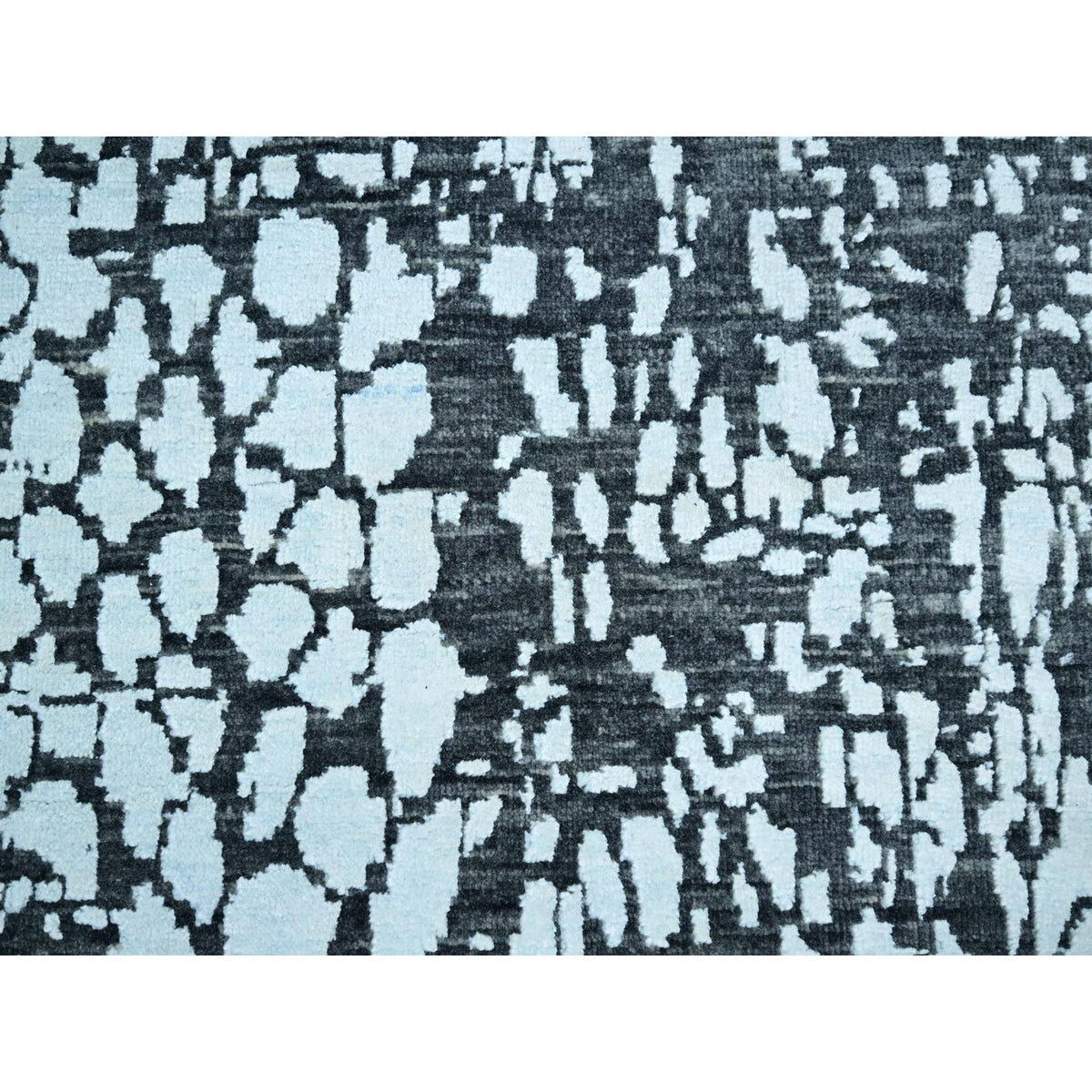 R83283%20009