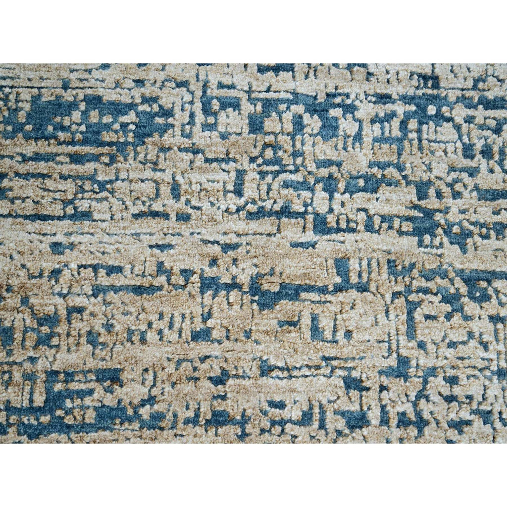 R83288%20009