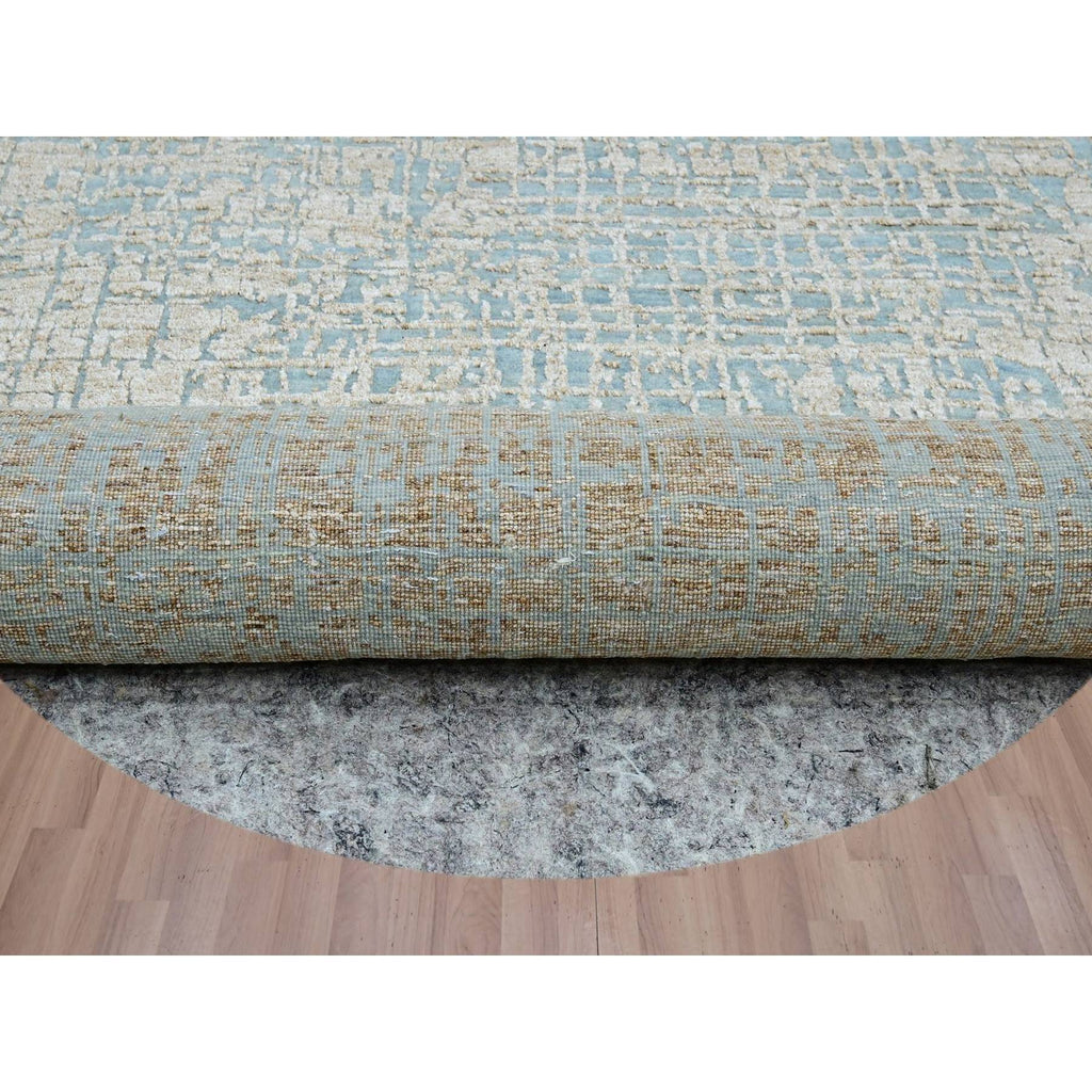 R83289%20005