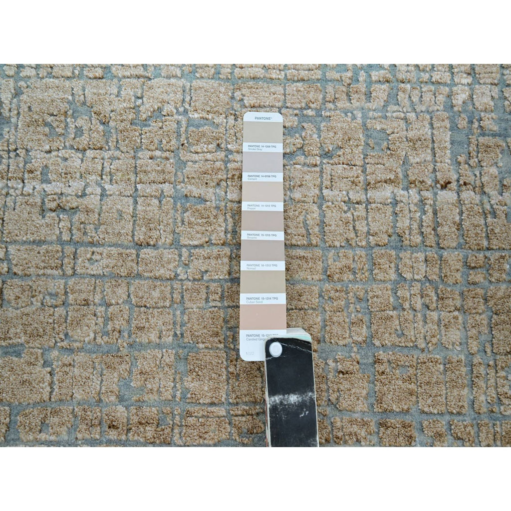 R83289%20008