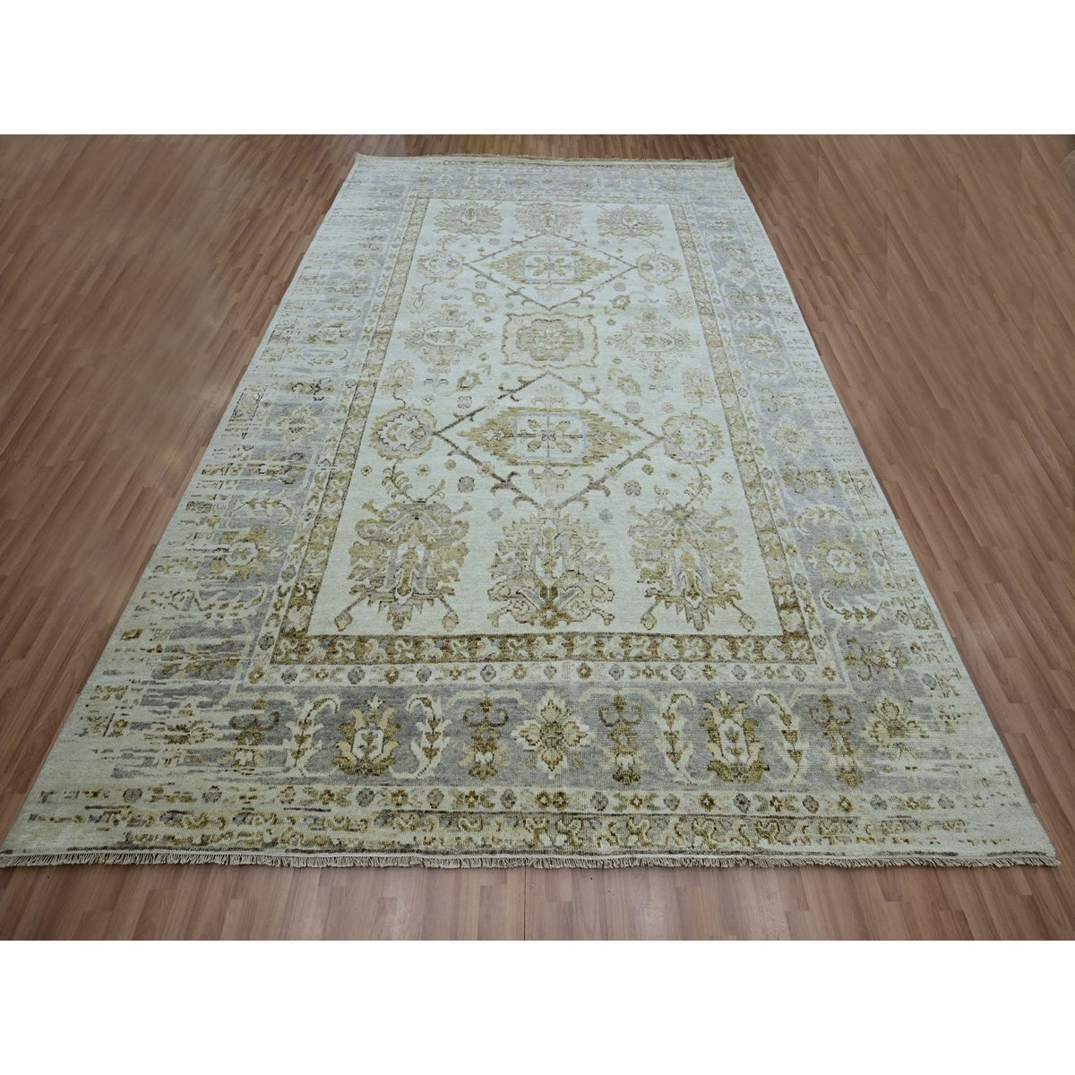R83307%20003