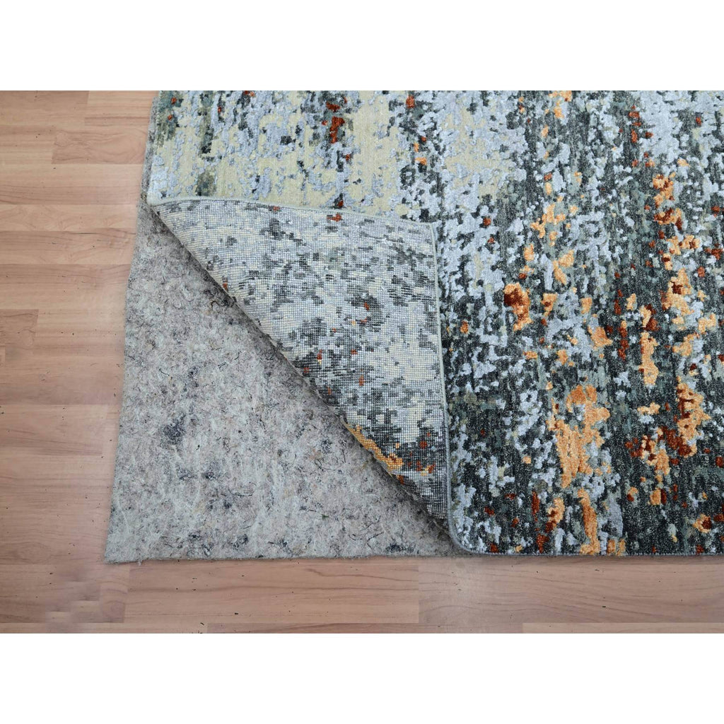 R83318%20004