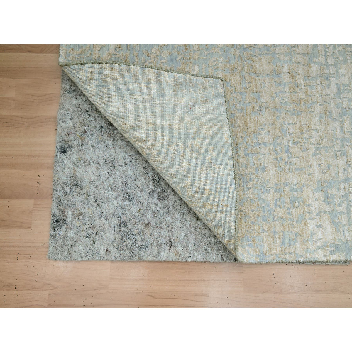 R83338%20004