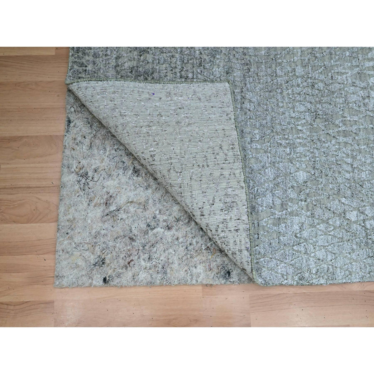 R83350%20004