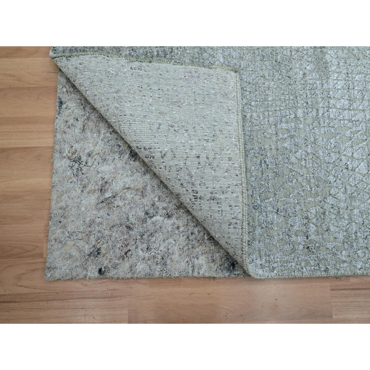 R83353%20004