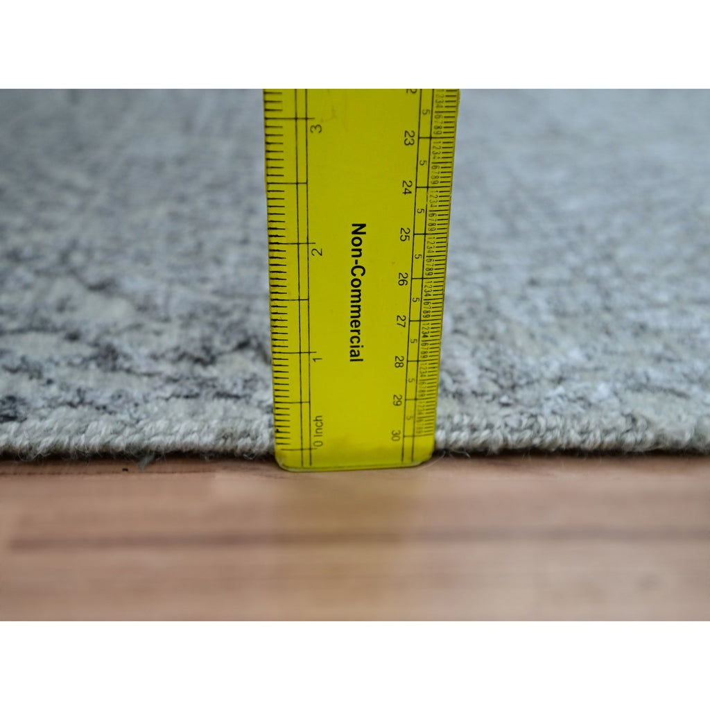 R83353%20006