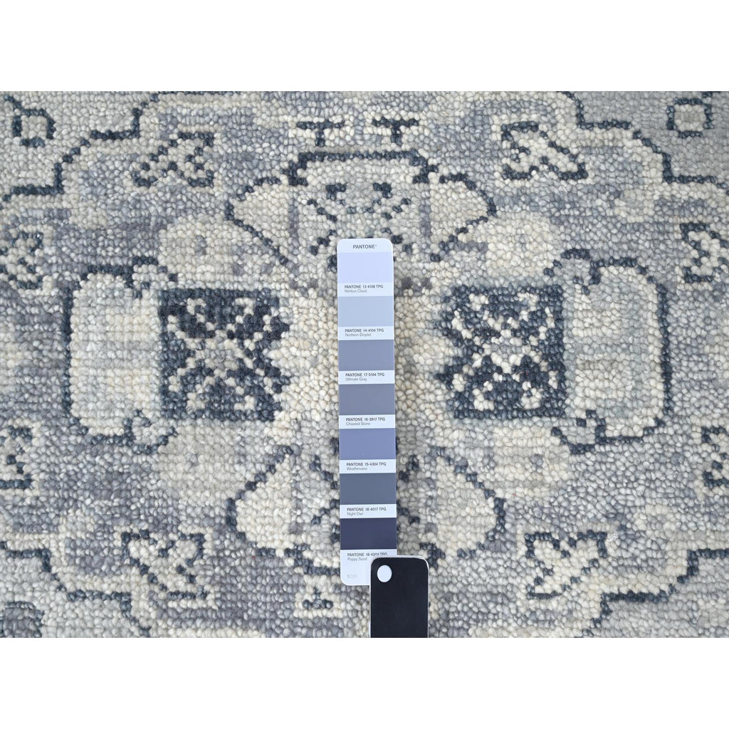 R84023%20008