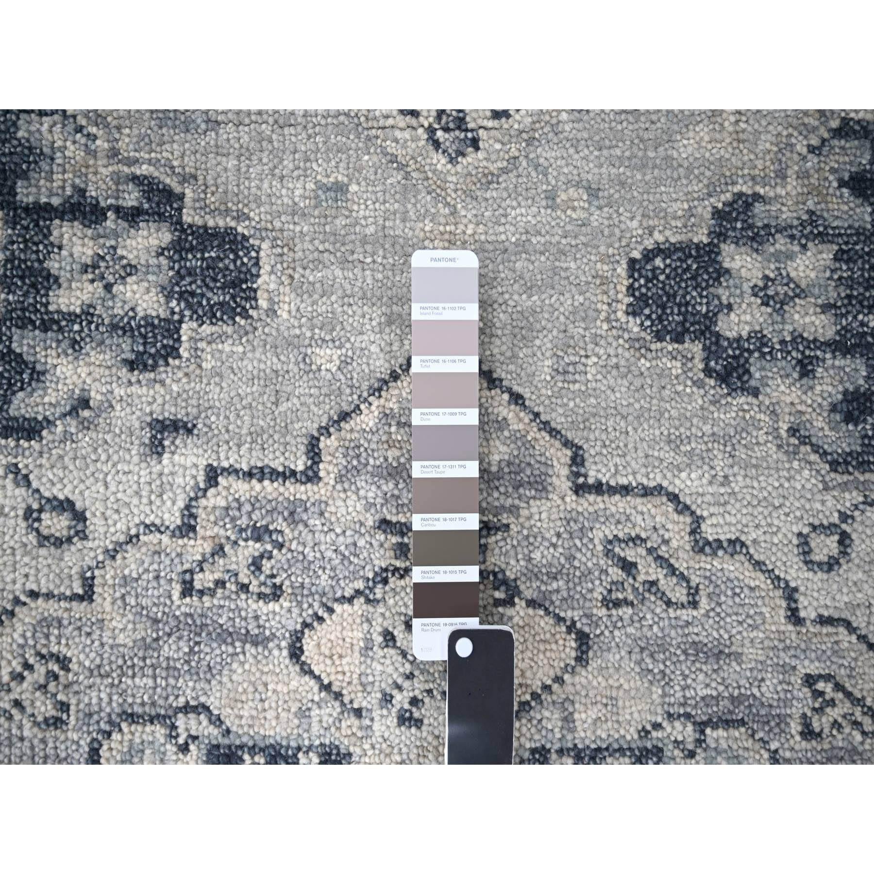 R84071%20004