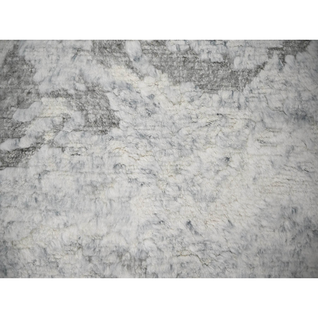 R84091%20009