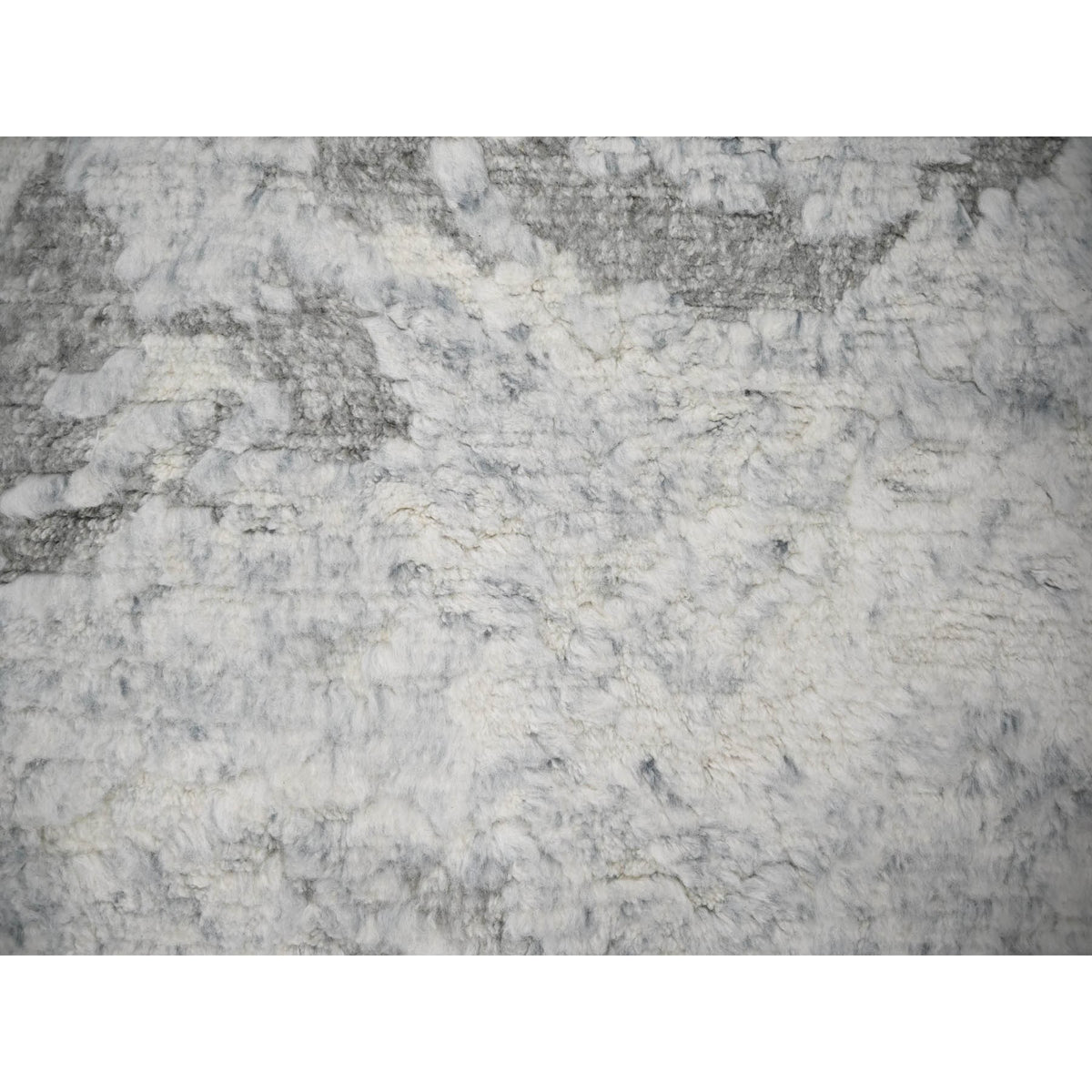 R84091%20009