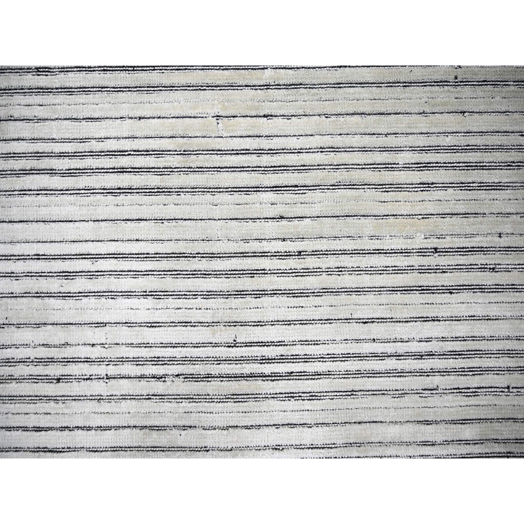 R84168%20009