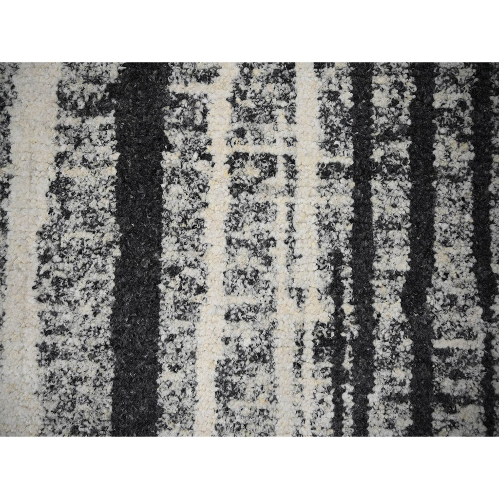 R84209%20009