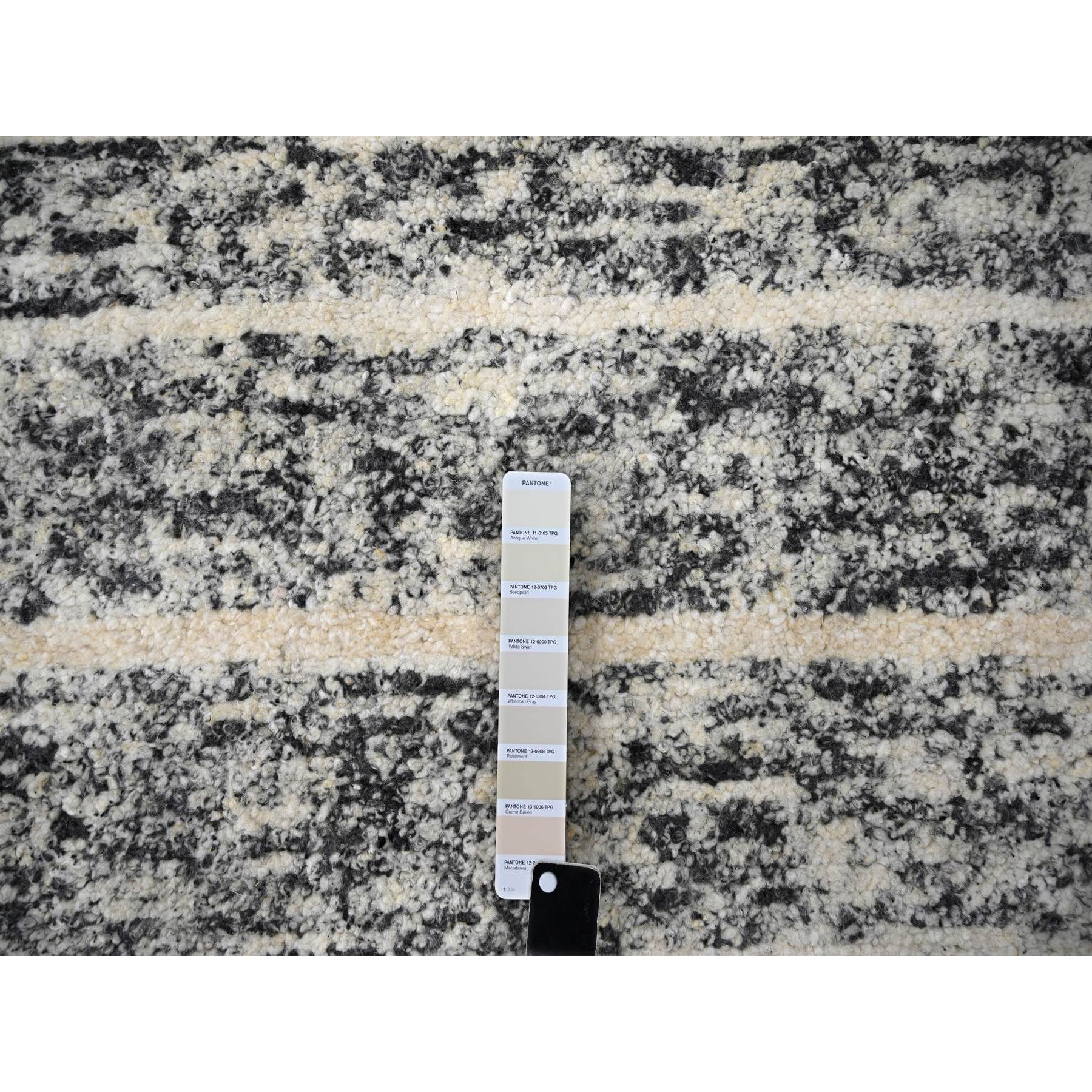 R84214%20004