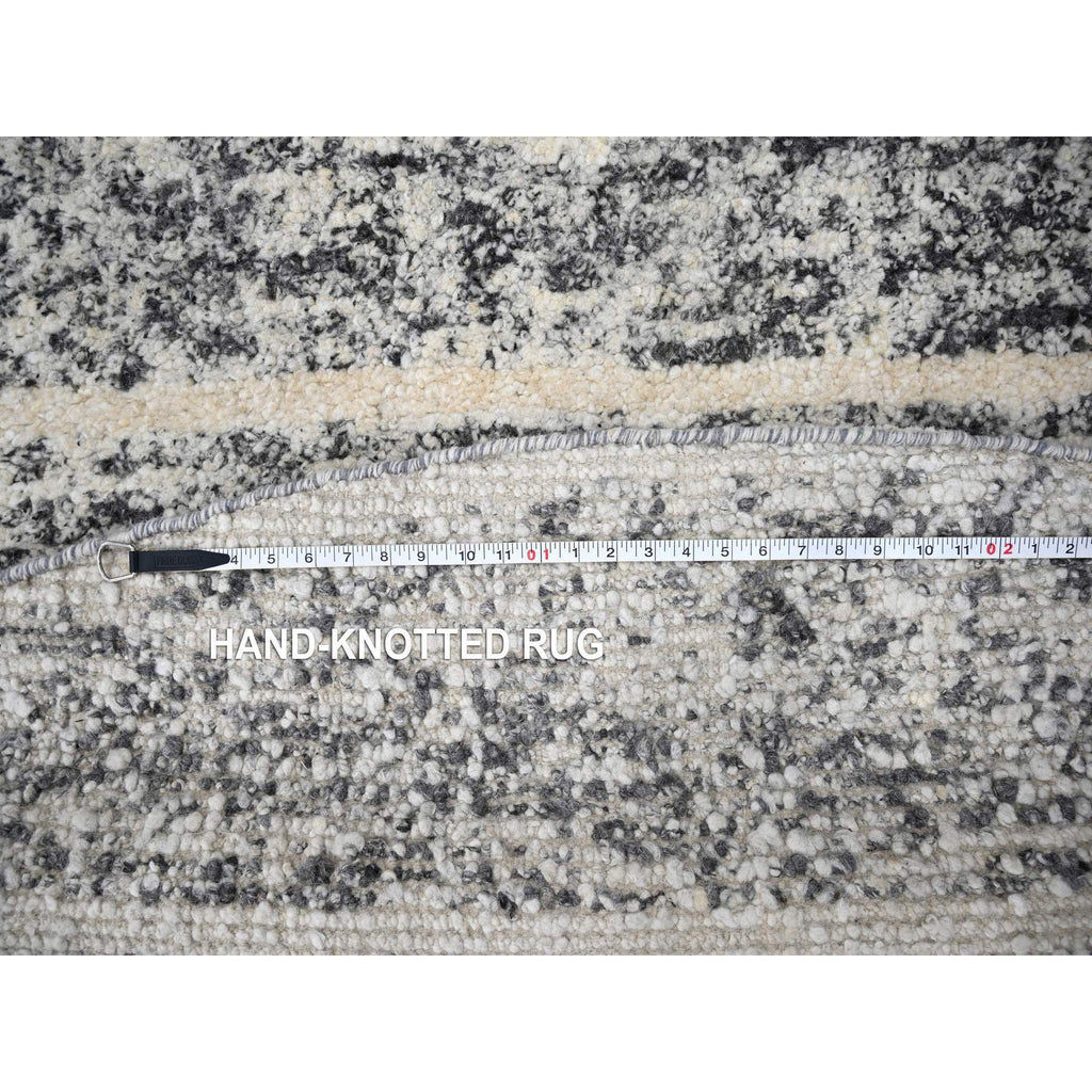 R84214%20008