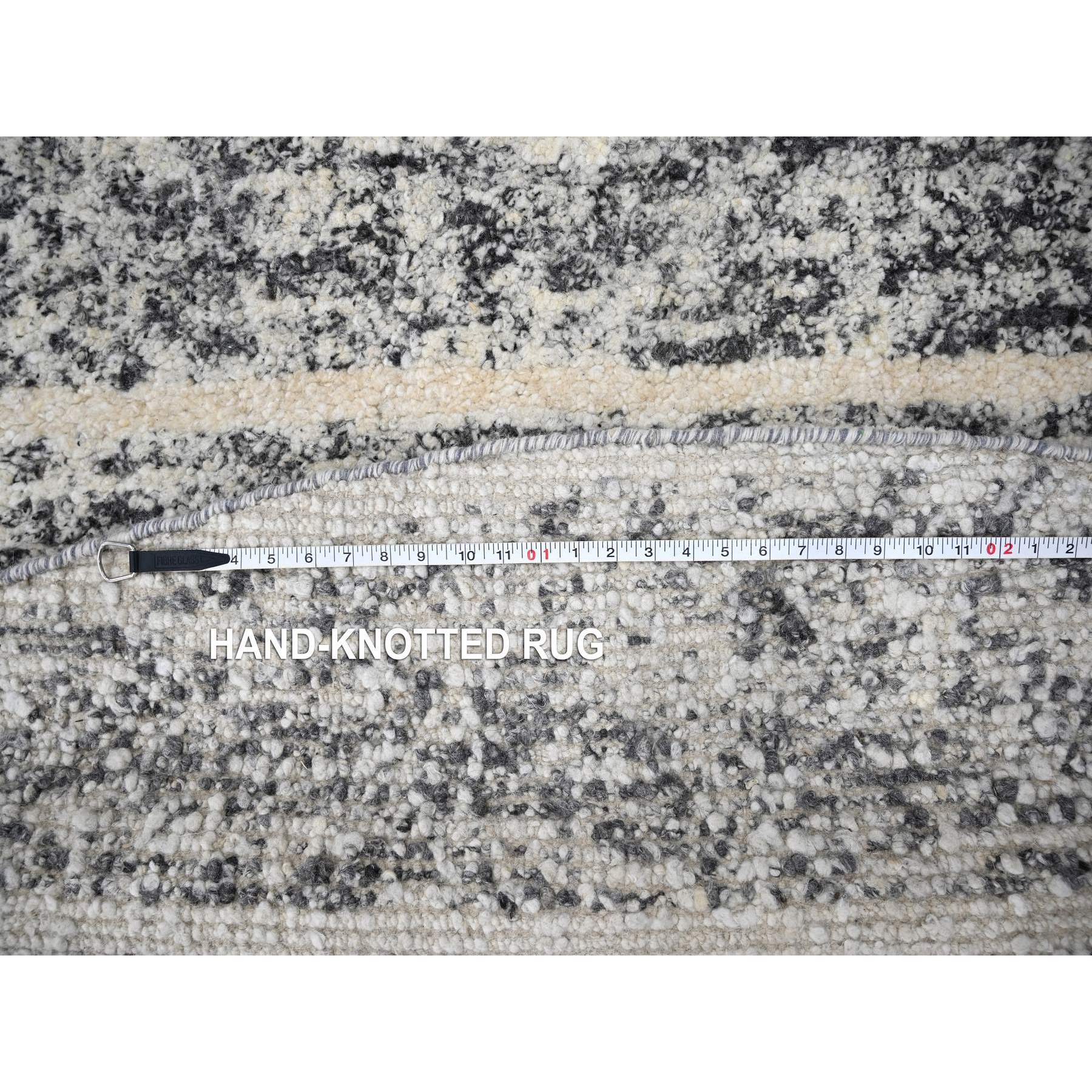 R84214%20008
