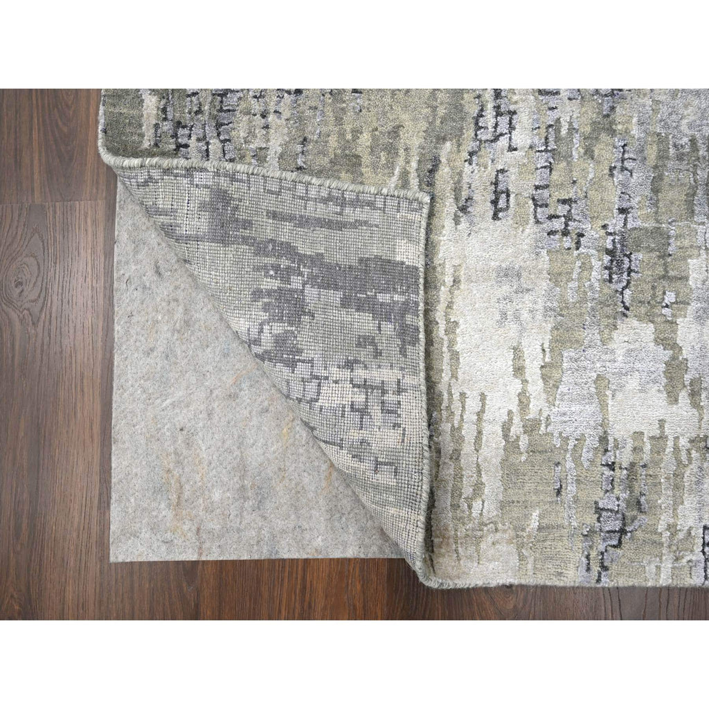 R84234%20003