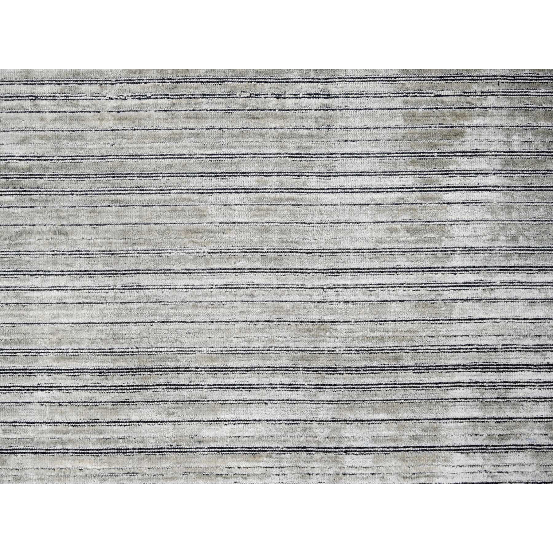 R84347%20009