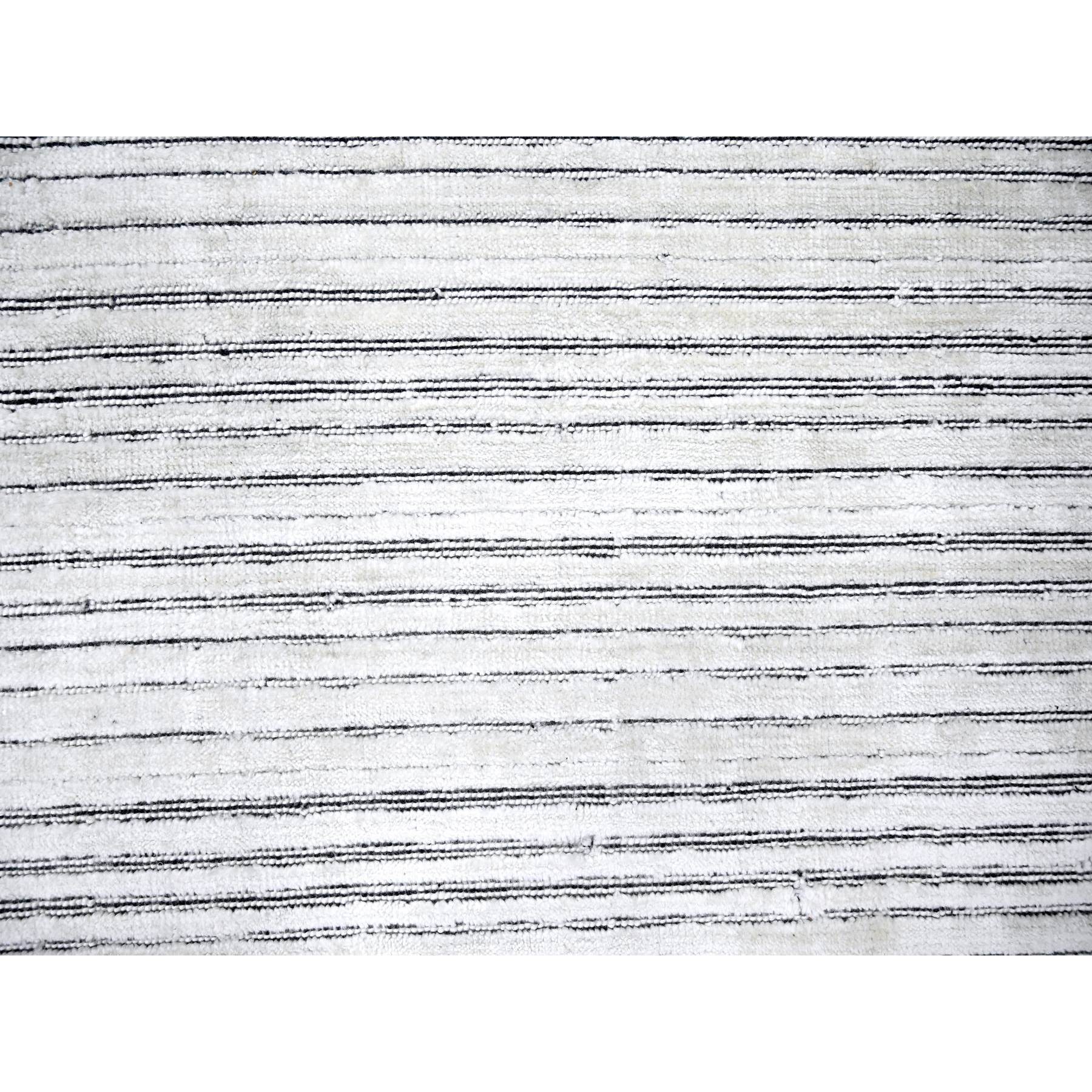 R84349%20009