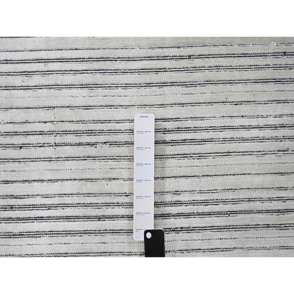 R84394%20008