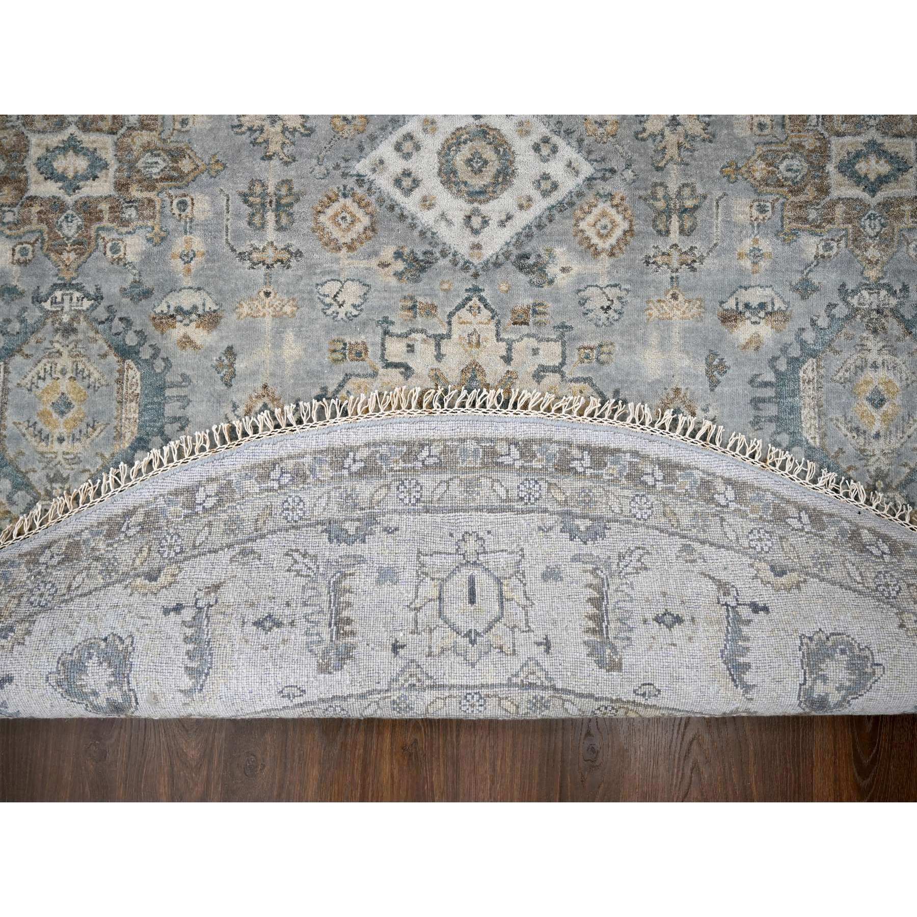 R84415%20003