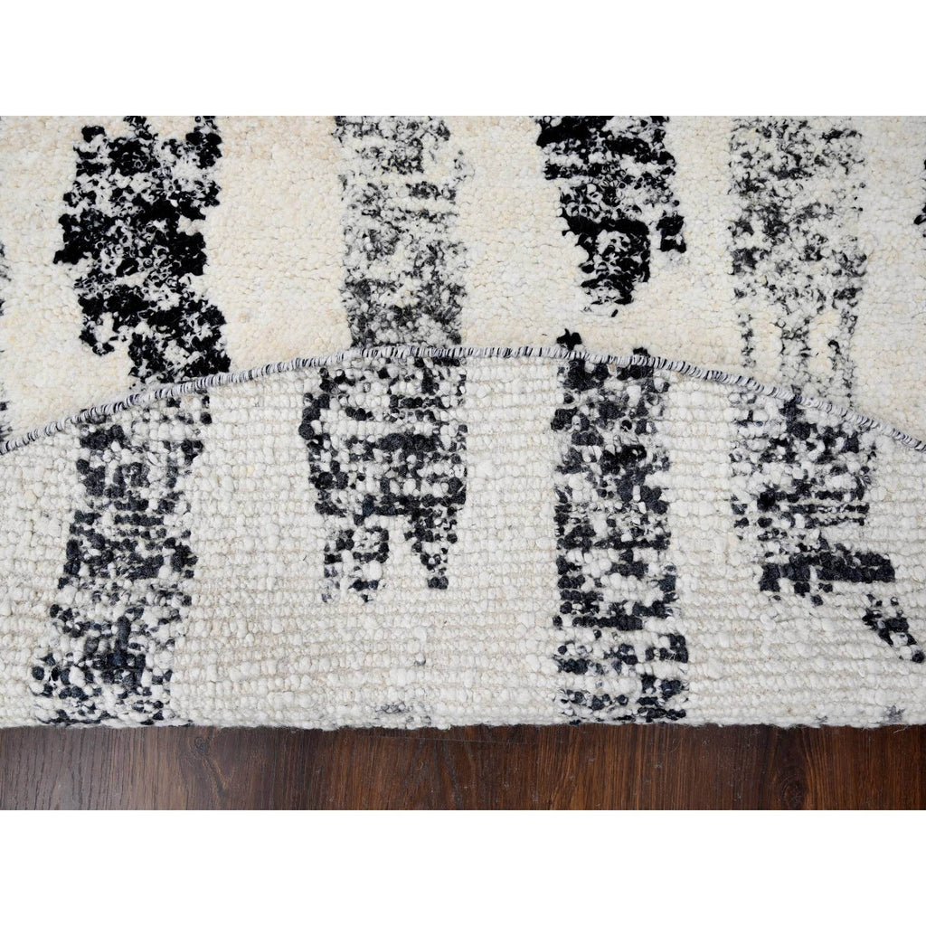 R84434%20003