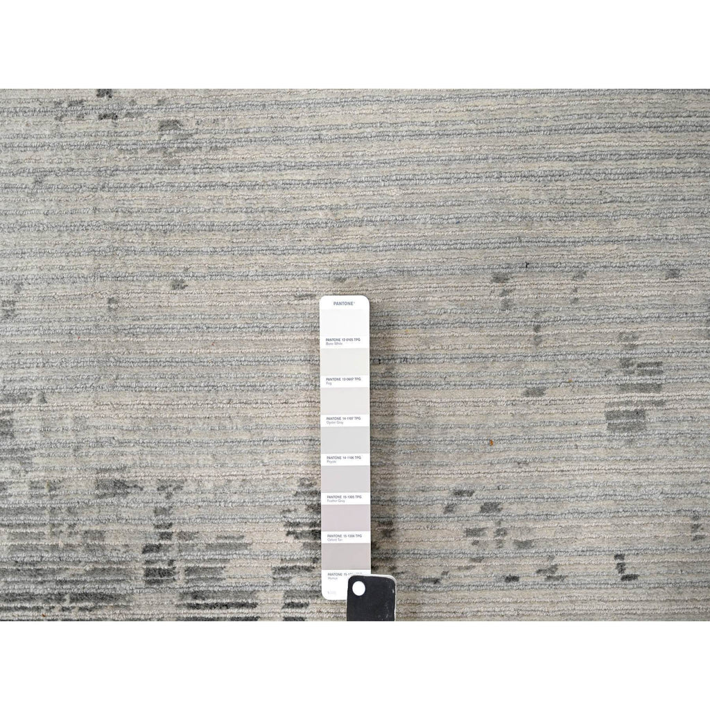 R84499%20008