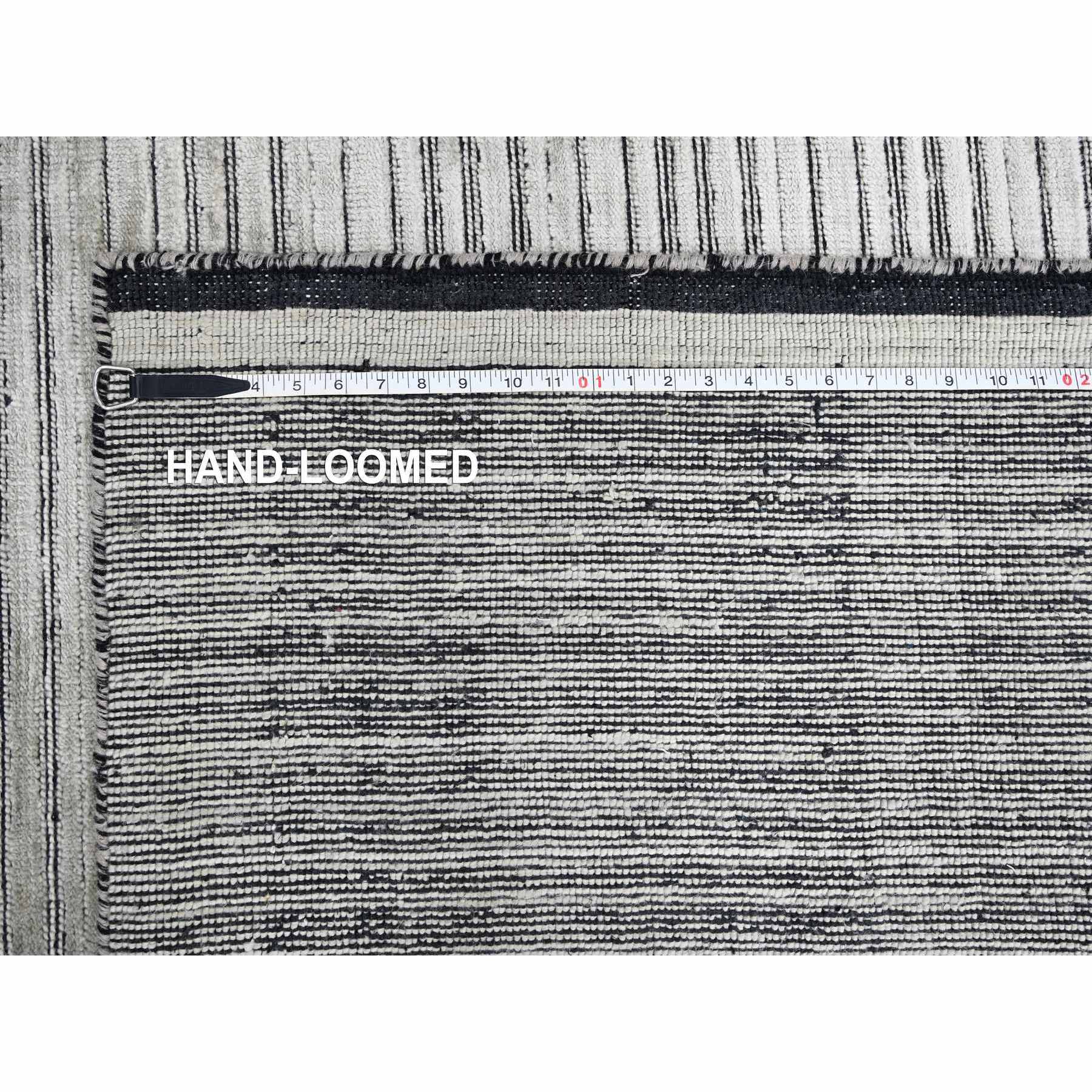 R84580%20012