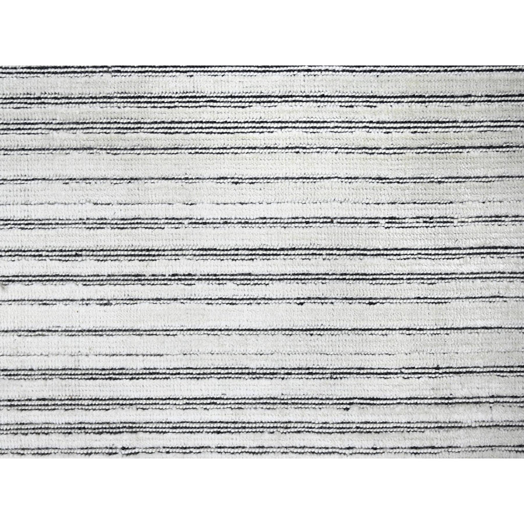 R84582%20009