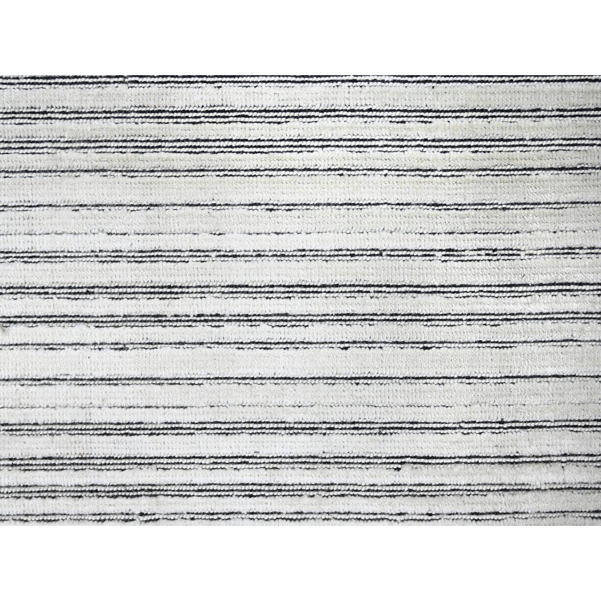 R84582%20009