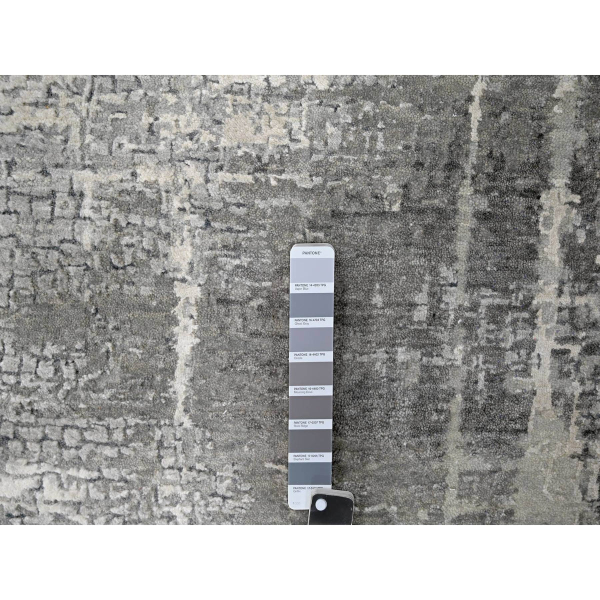R84605%20004