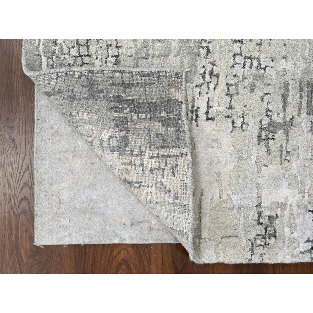 R84615%20003