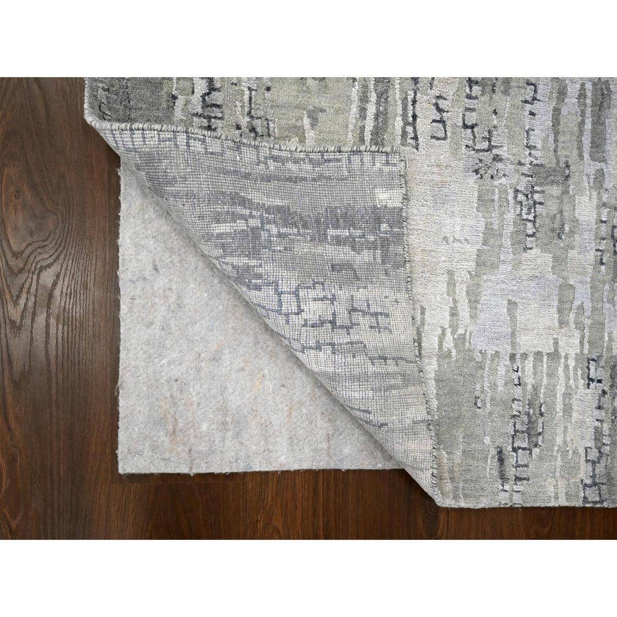 R84722%20003