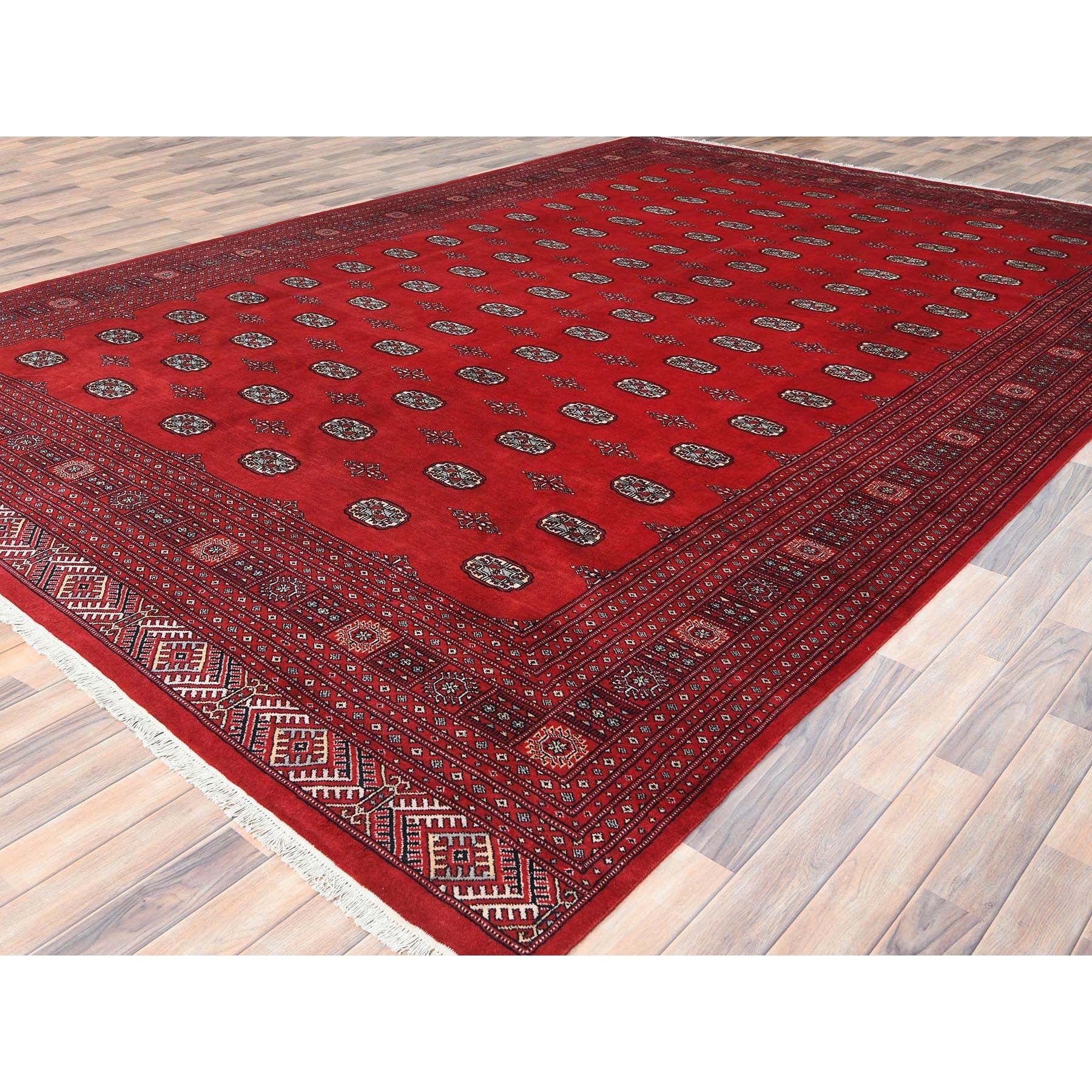 R85202%20004