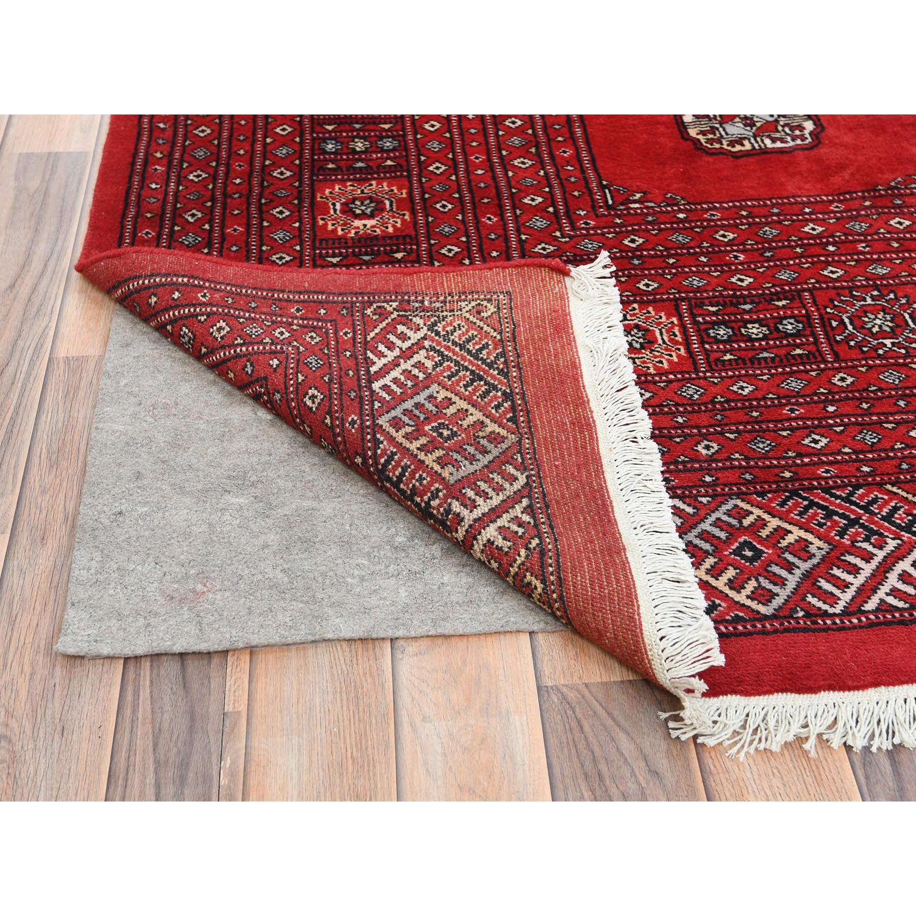 R85202%20005