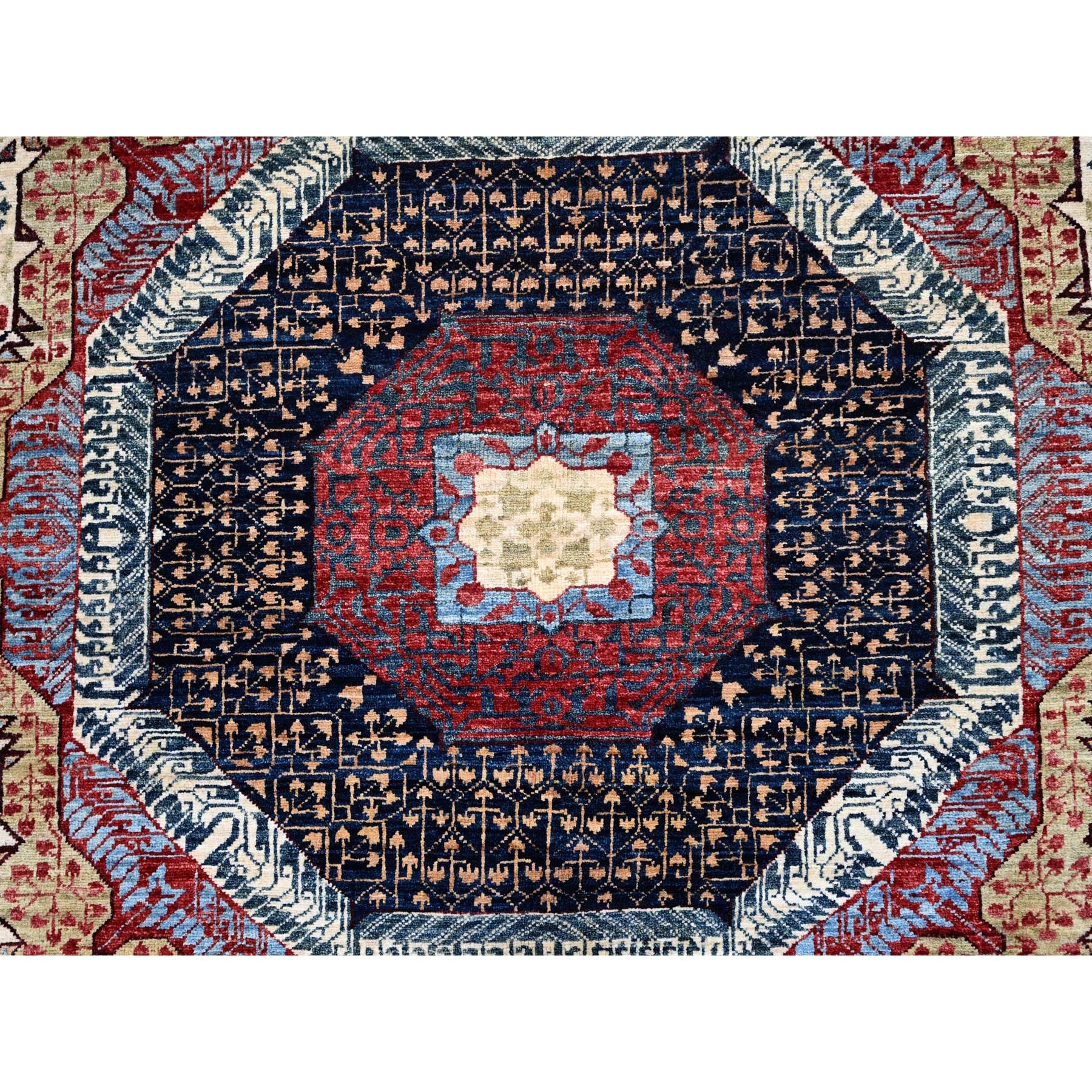 R85877%20009