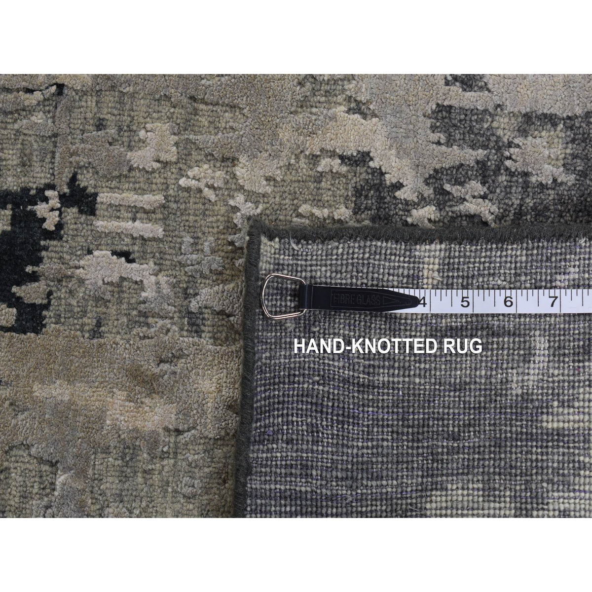 R87128%20012
