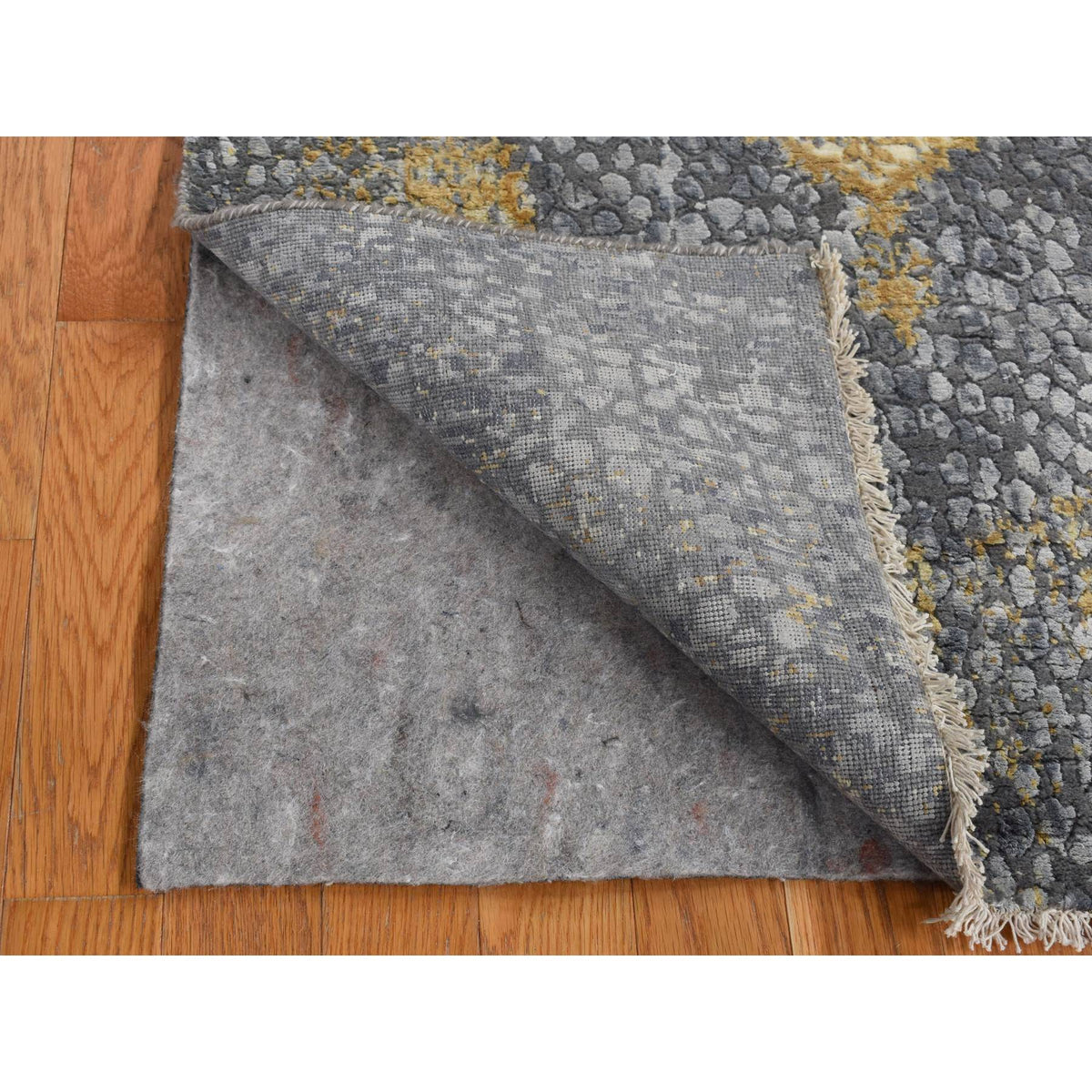 R87627%20005