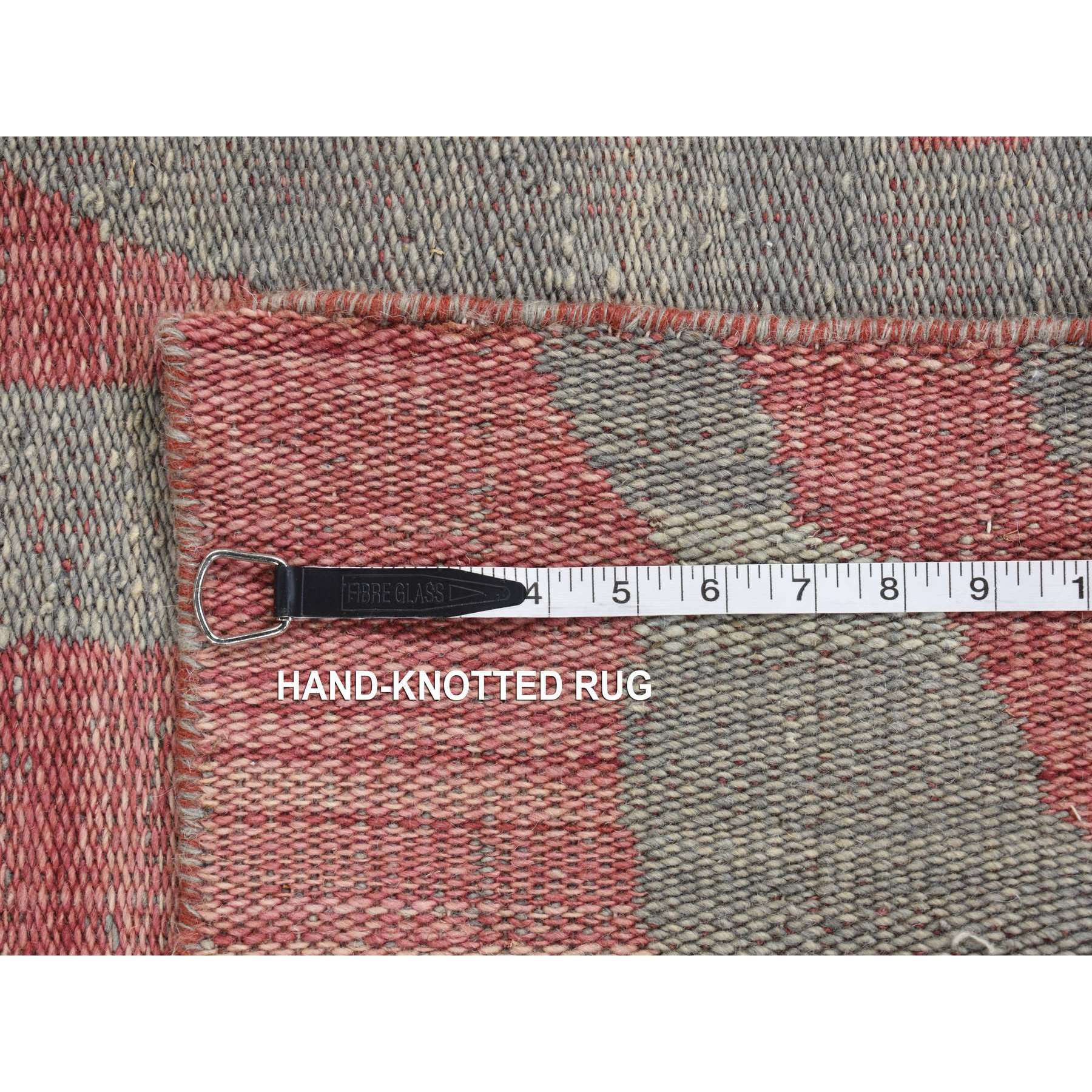 R87924%20010