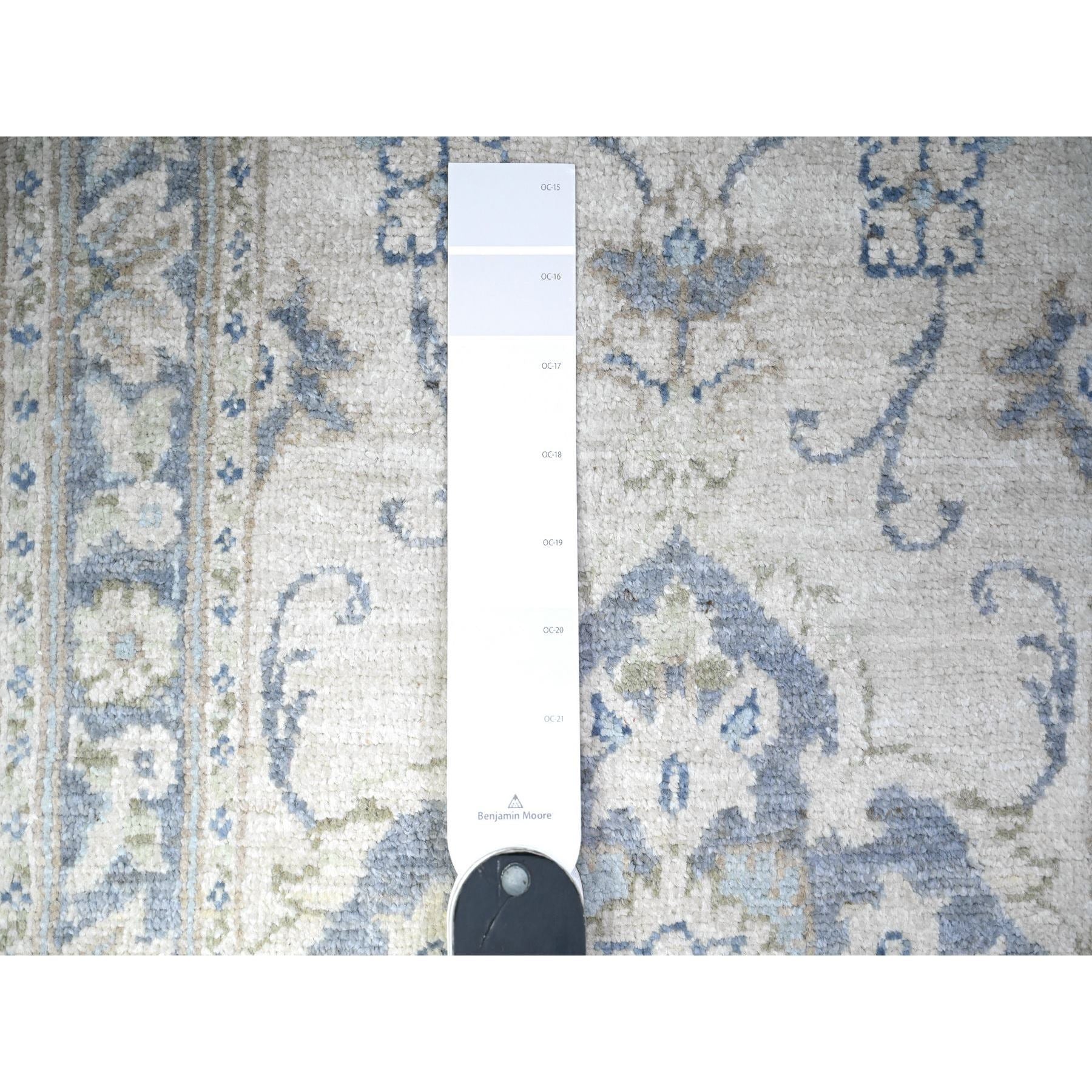 R88424%20003